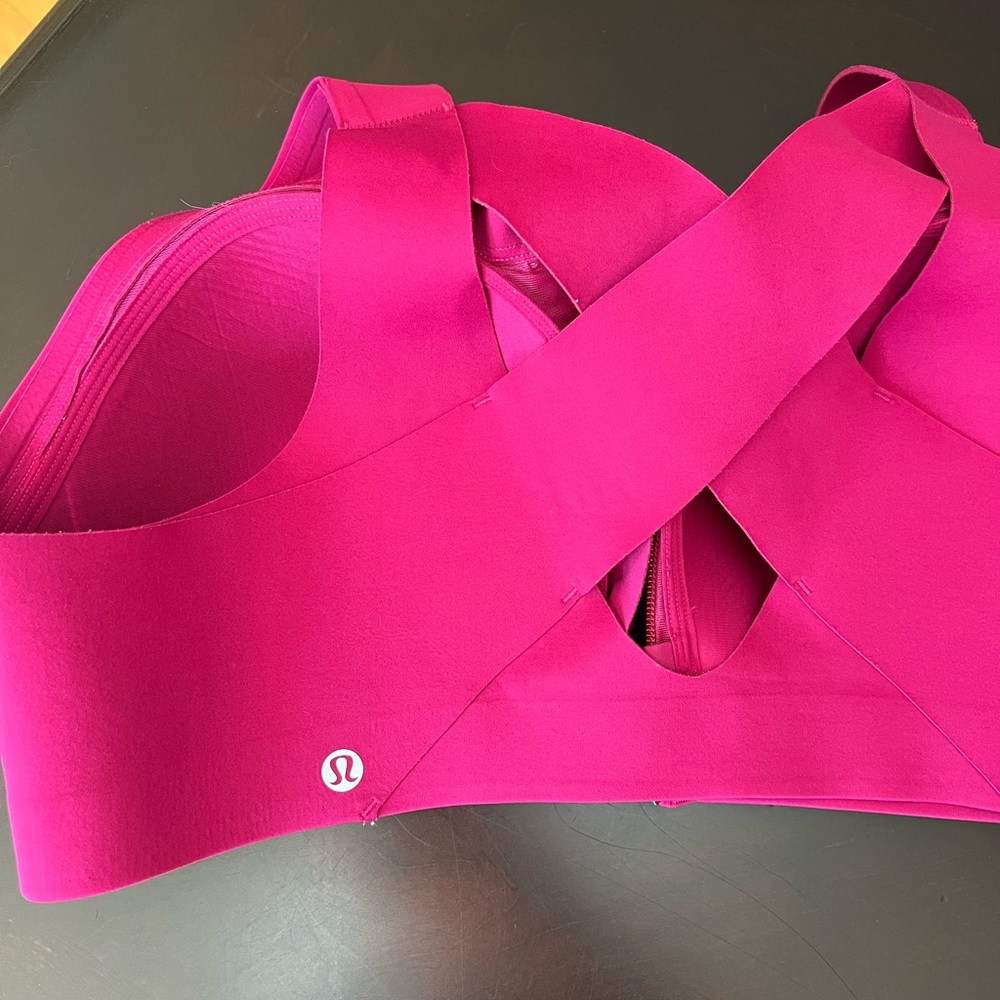 lululemon athletica Fuchsia Sports Bra